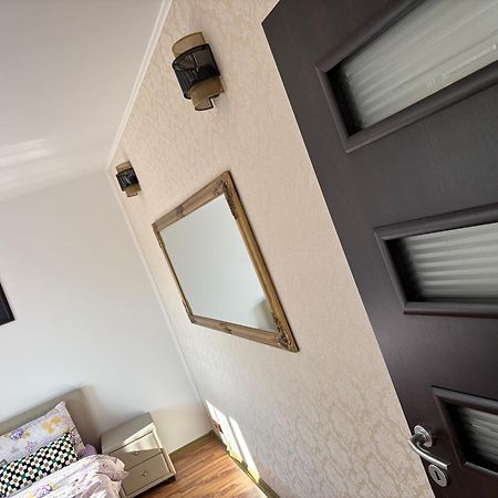 Vila Mik Guesthouse Sacele Exterior photo